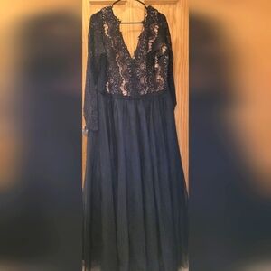 City Chic Rare beauty Lace Maxi dress